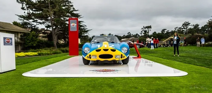 Ferrari 250 GTO view 5