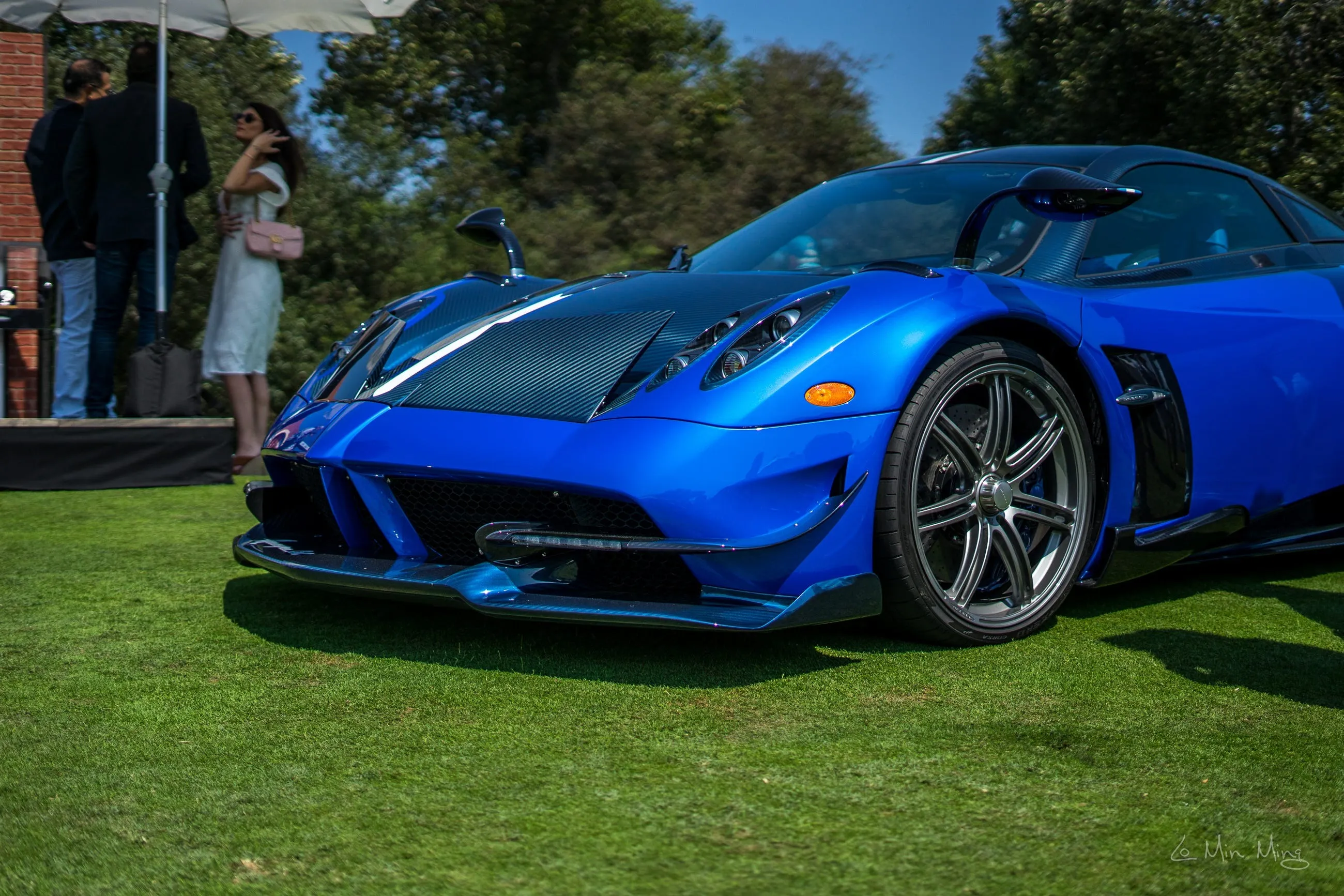 Pagani detail view 17