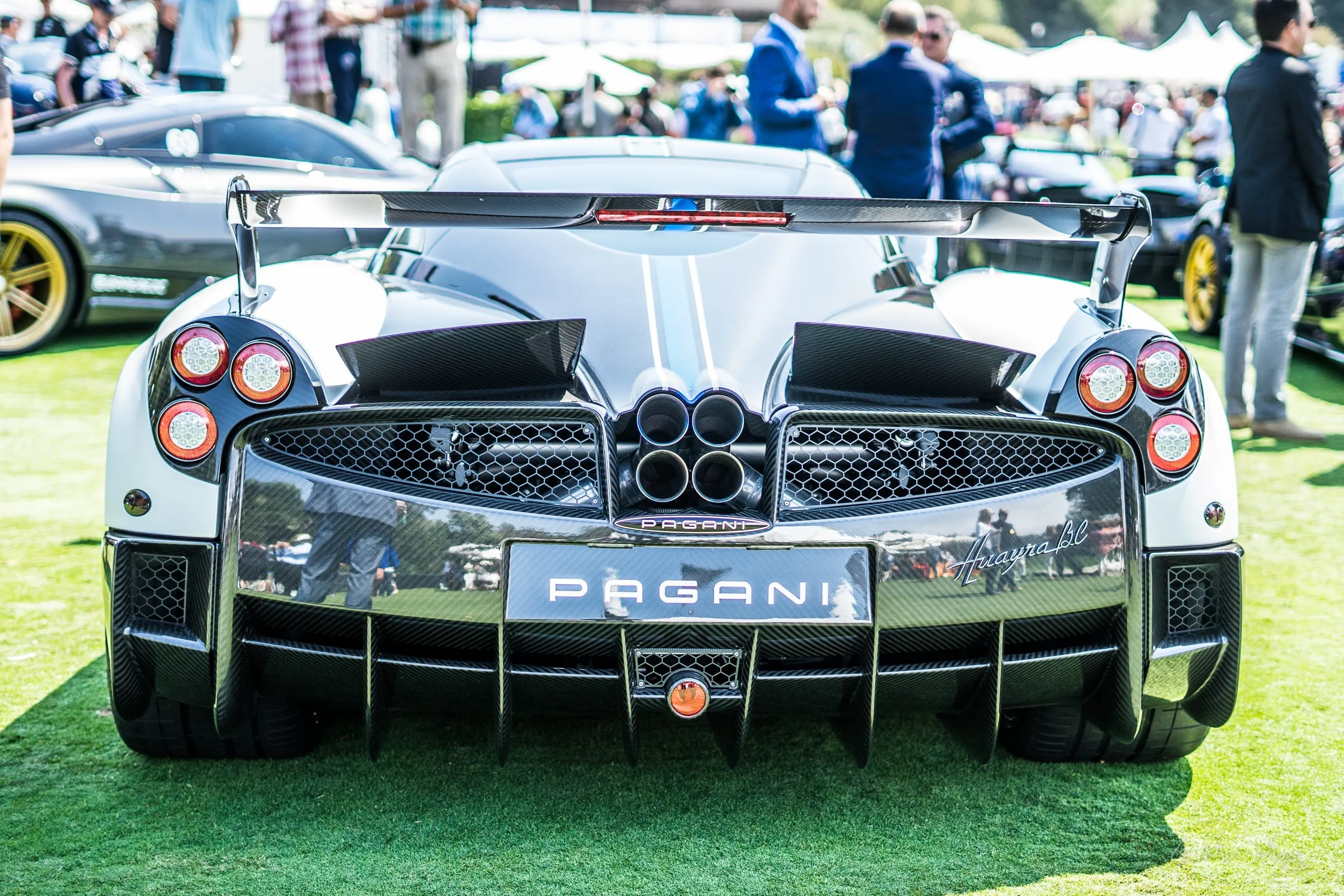 Pagani detail view 24