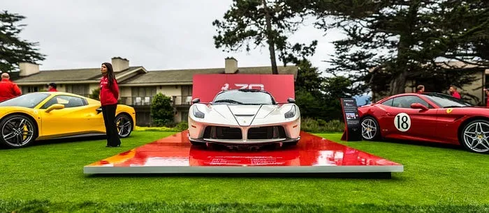 LaFerrari Aperta view 1