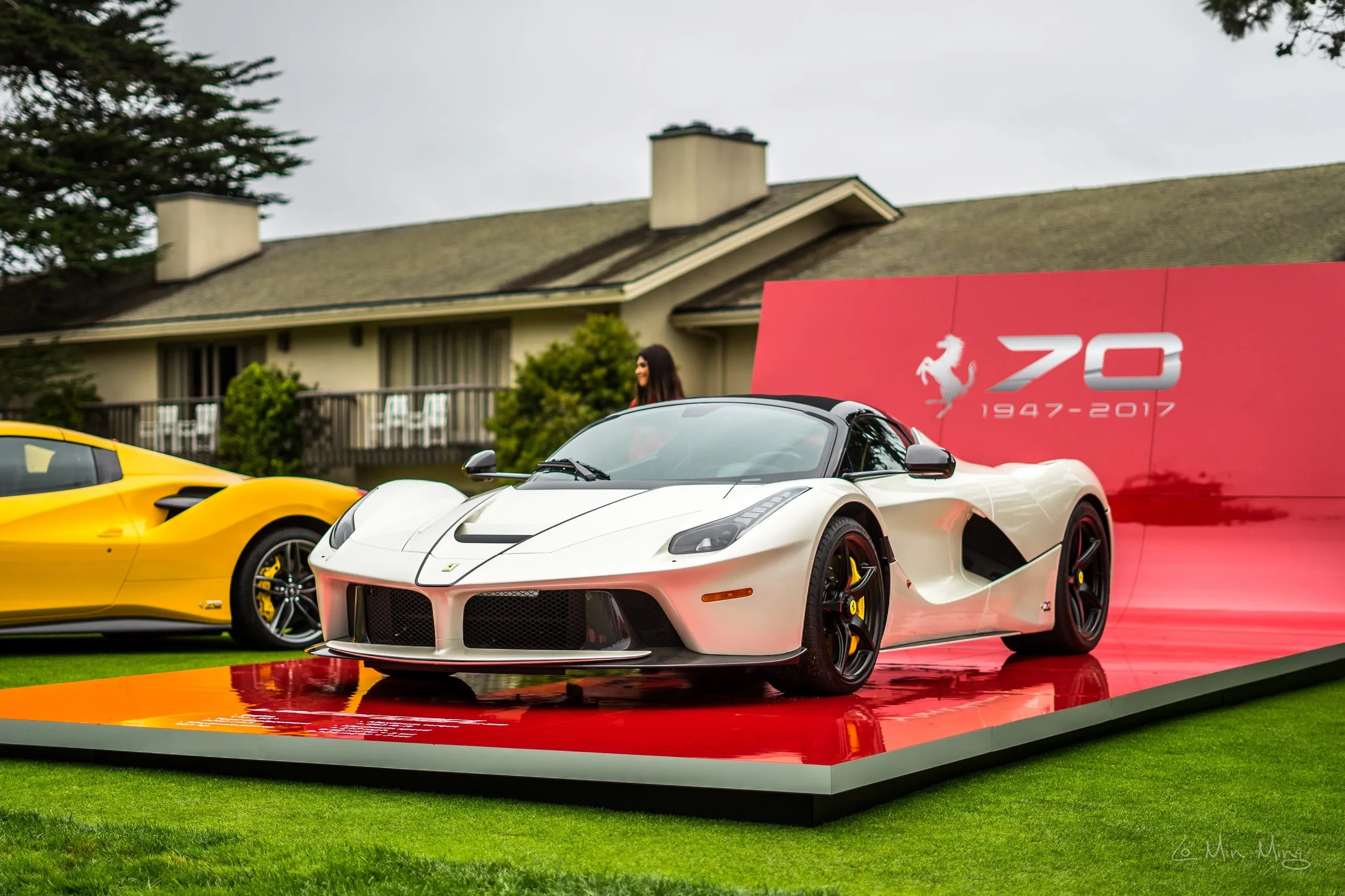 LaFerrari Aperta view 2