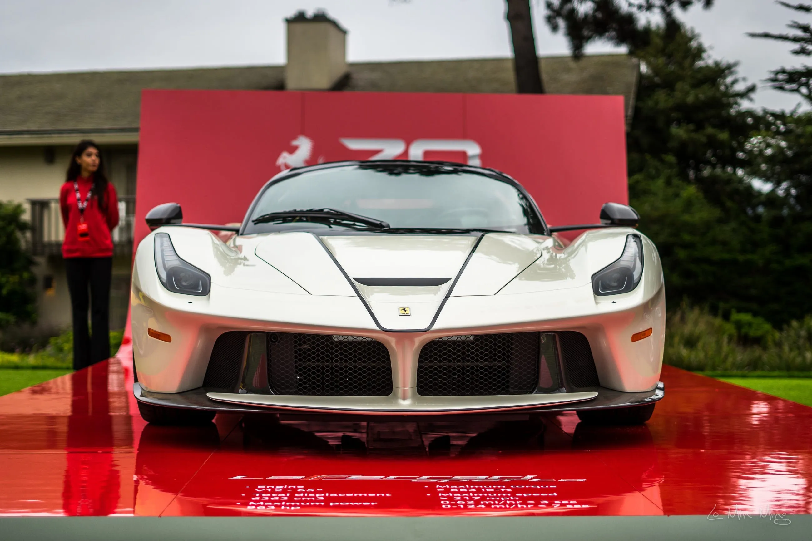 LaFerrari Aperta view 3