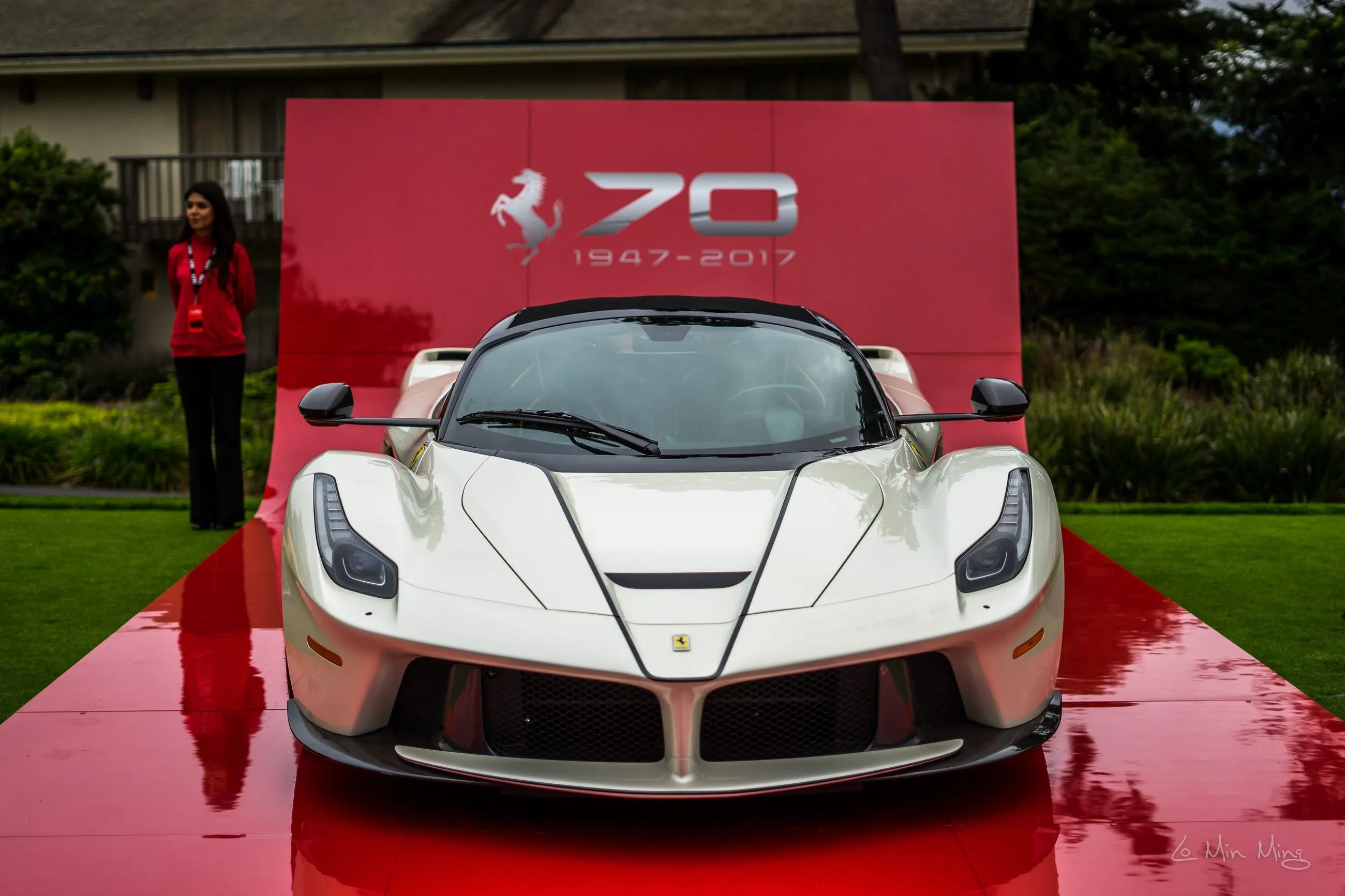LaFerrari Aperta view 4