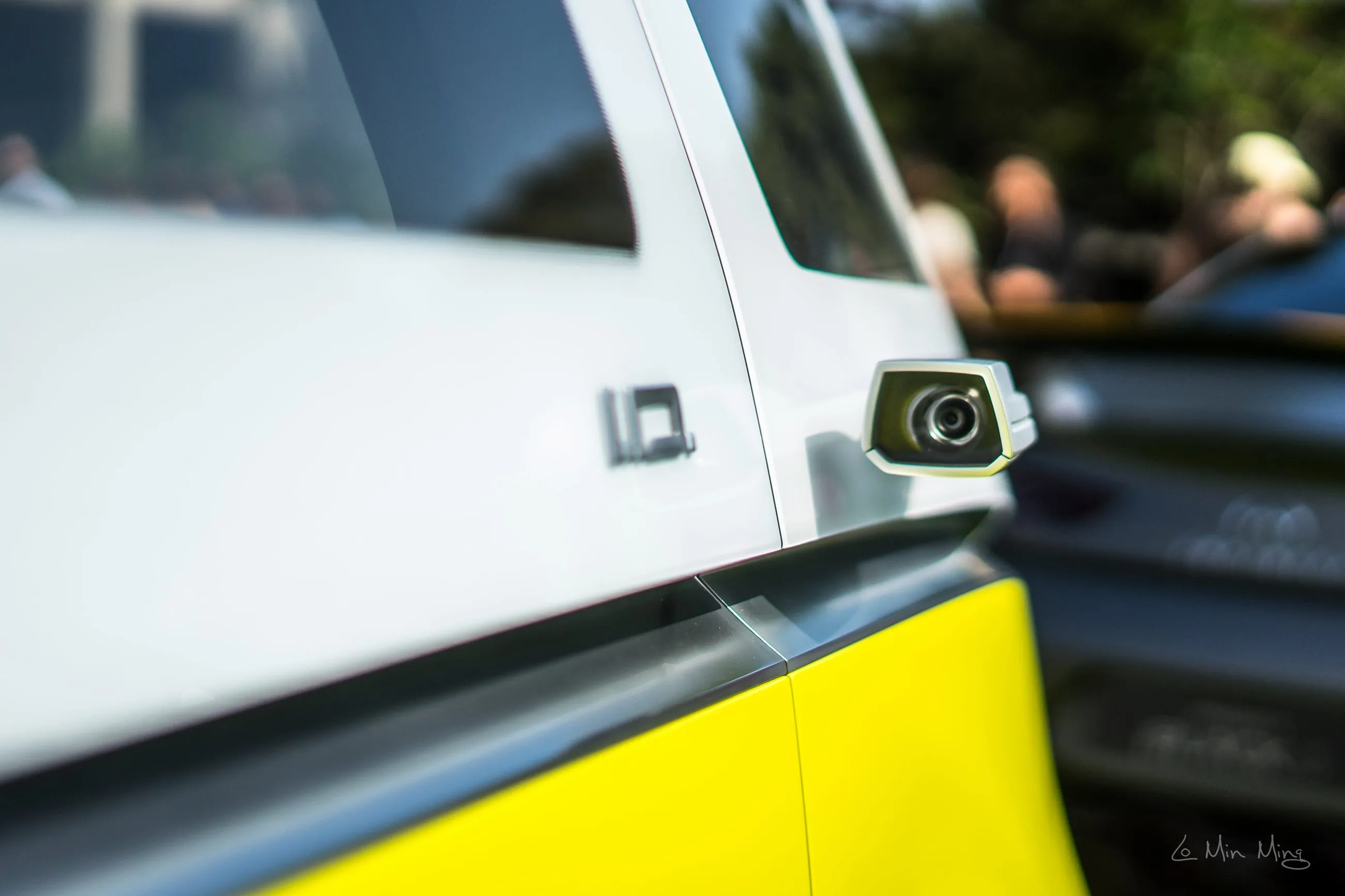Volkswagen ID Buzz view 2