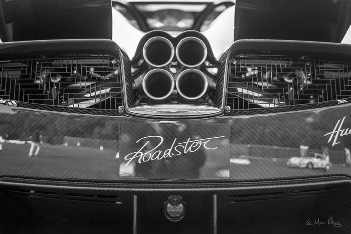 Pagani four-pipe rear 2