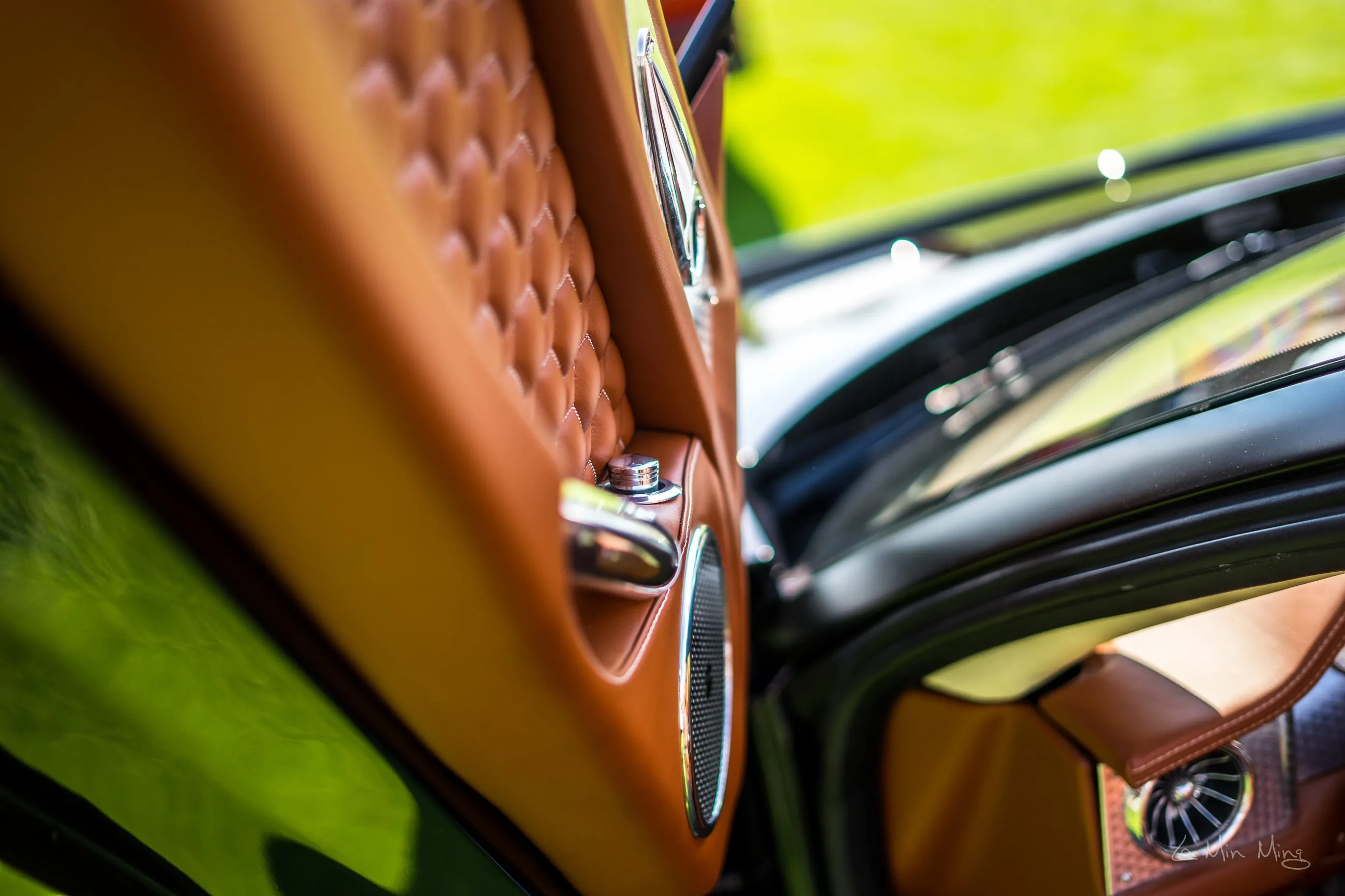 Spyker C8 Preliator steering wheel and trim