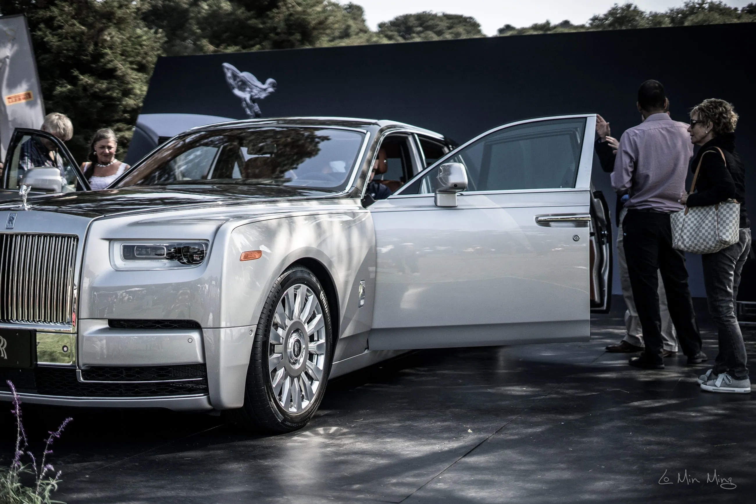 Rolls-Royce grille and Spirit of Ecstasy